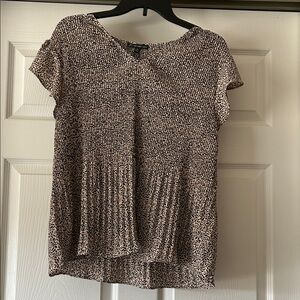 NEW WITH TAGS Adrianna Papell Tan and Black Short Sleeve Peplum Blouse